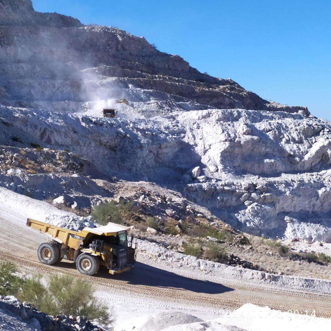 Wide open-pit overview